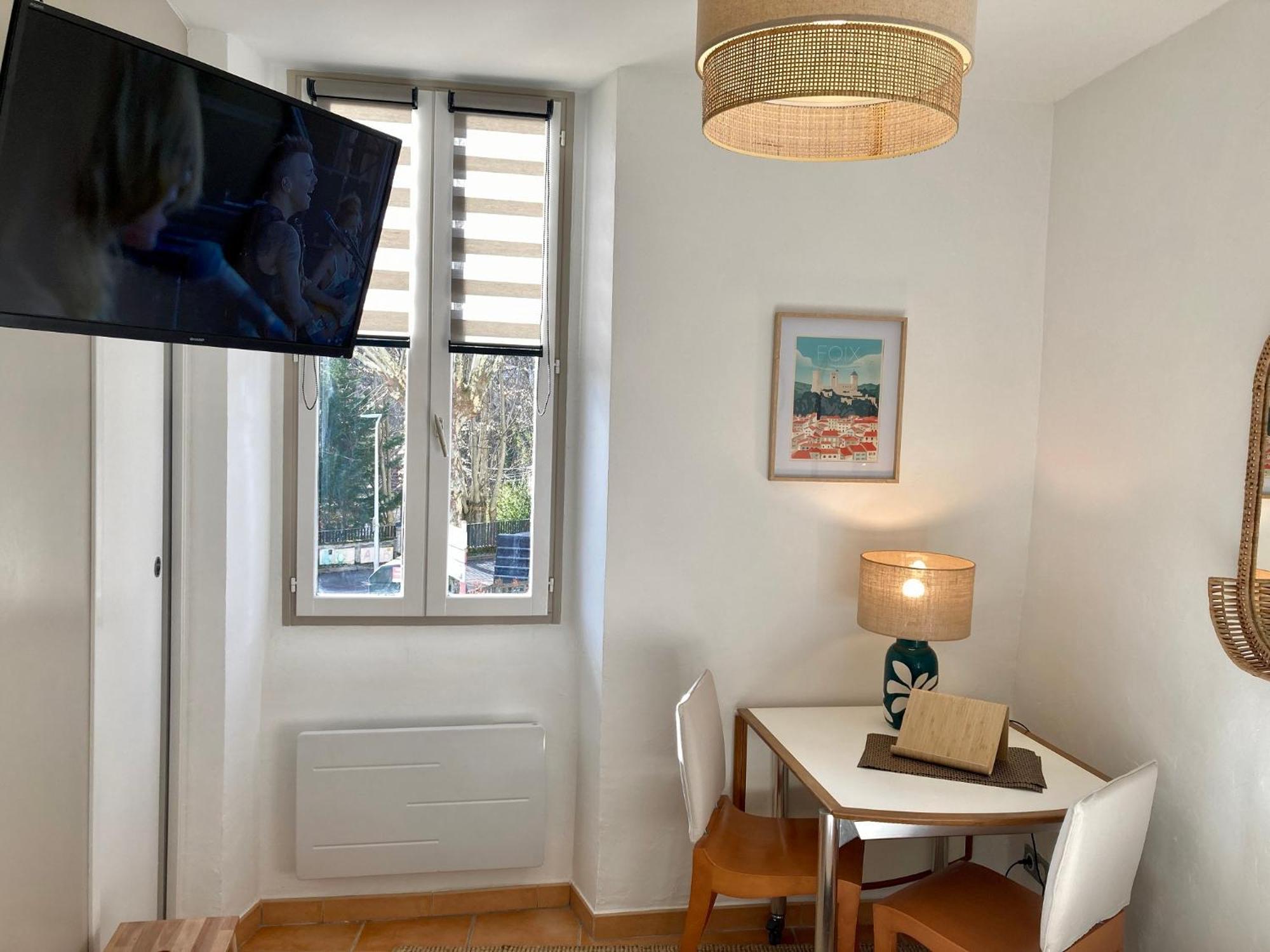 Aux 4 Logis Appart-Hotel - Studio Le Terra - Petit Dejeuner Inclus 1Ere Nuit Foix Buitenkant foto